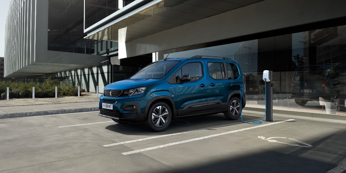 Peugeot Hybrid and Electric range