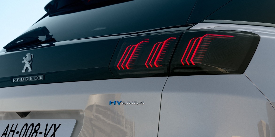 Plug in hybrid Peugeot cars